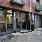 Im Wigbold Hotel