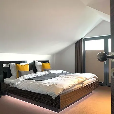 Im Wigbold Hotel